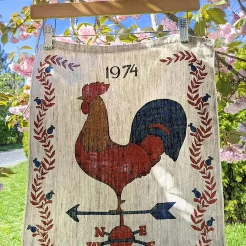 1974 Vintage Rooster Linen Retro Calendar
